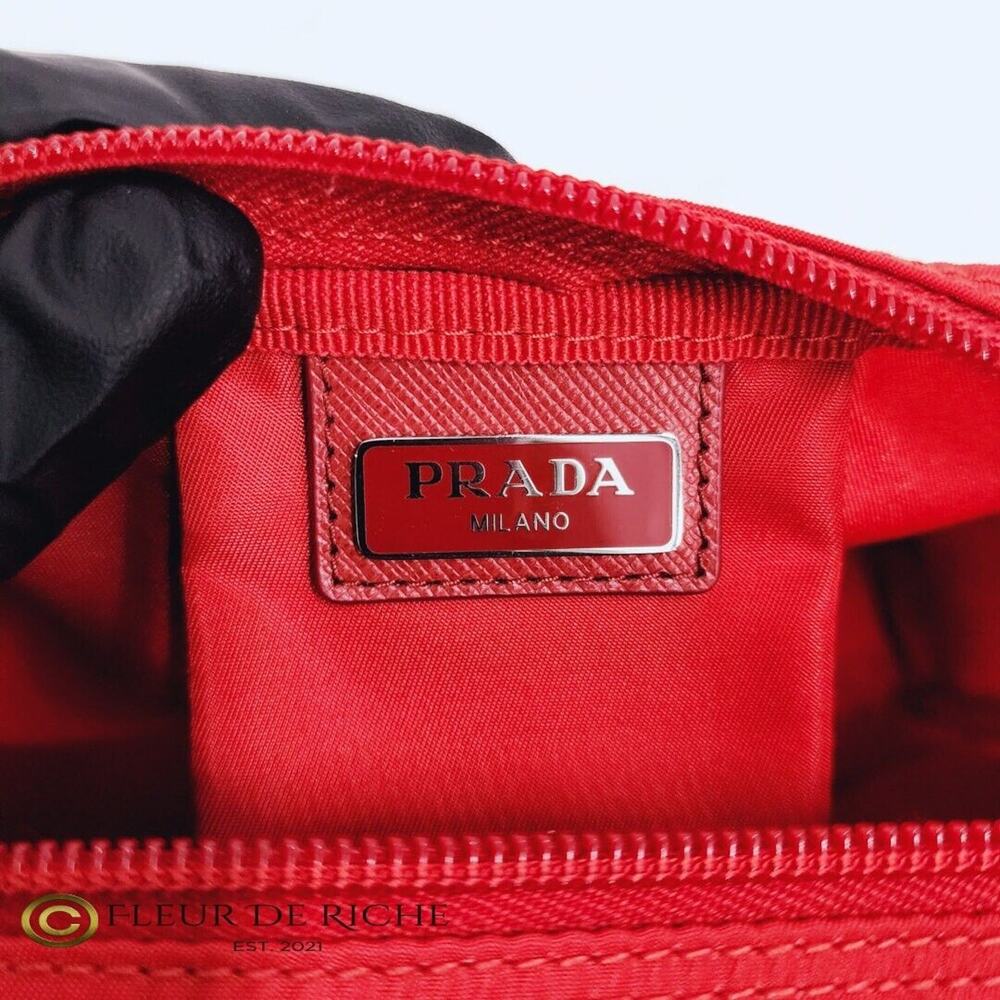 Prada Necessaire Tessuto Nylon Medium Toiletry Clutch Case Red Rosso 1NA012 - Picture 8 of 11